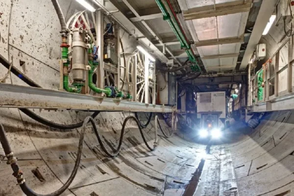 Незбудоване метро на Виноградар: Експертиза оцінила збитки Києва у понад 2 млрд гривень