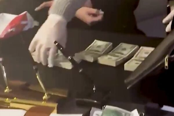 Офіційно: НАБУ повідомило підозру керівниці фракції та оприлюднило “плівки Тимошенко”