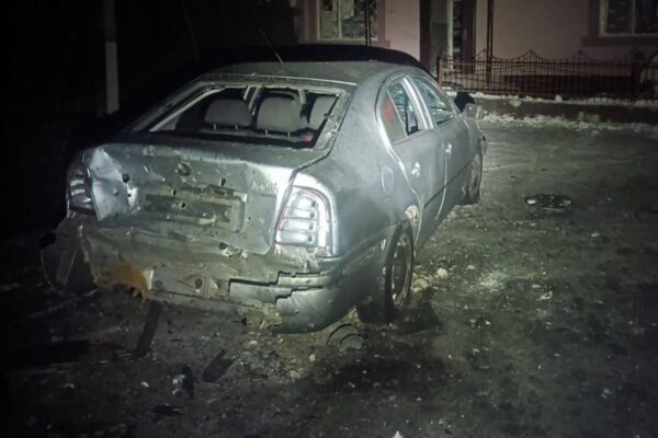 На Чернігівщині ворожі БпЛА атакували агрооб’єкт та приватні будинки