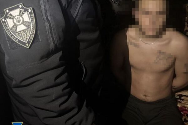 У Запоріжжі найнятий росіянами кілер напав з ножем на бійця ЗСУ, завдавши важких поранень у шию