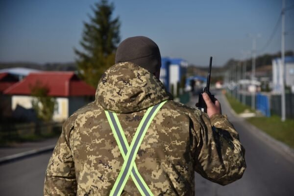 Українці після свят повертаються додому: яка ситуація на пунктах пропуску Львівщини