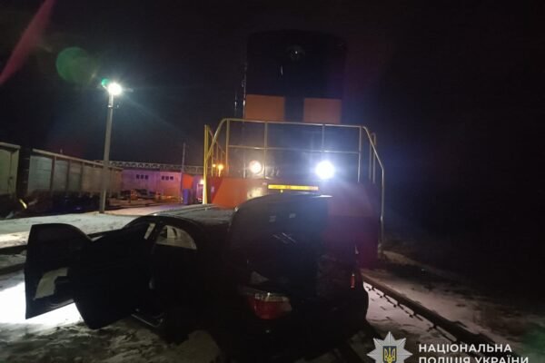 На Львівщині у смертельній ДТП з локомотивом загинула 58-річна жінка