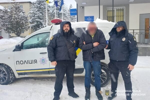 На Львівщині затримали 58-річного чоловіка, який намагався зґвалтувати 14-річну дівчину