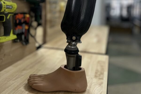 В Університетській лікарні Львова на повну потужність запрацювала найбільша в Європі протезна майстерня