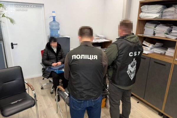 Розікрали майже 1,7 млн грн на закупівлях ліків: у Львові оголосили підозри сімом учасникам організованої групи