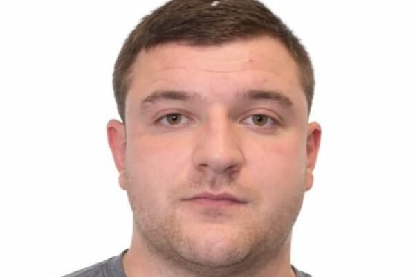 Чоловіка, який обстріляв бус ТЦК біля Львова, оголосили в розшук