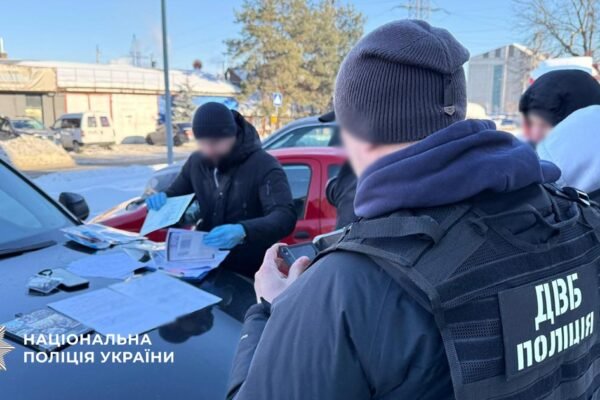 Нацполіція викрила у Львові нелегальний «офіс» з видачі водійських посвідчень