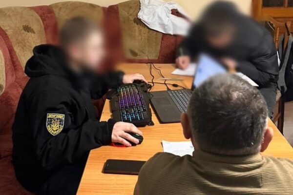 Пів мільйона гривень на генераторах: На Львівщині викрили чиновника сільської ради