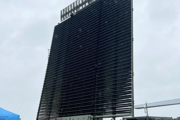 Іспанія передасть Україні радар, який може виявляти цілі на відстані 460 кілометрів