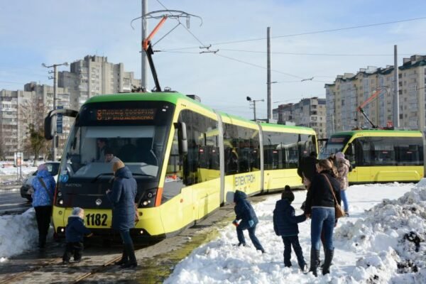 У Львові відновили подачу електроенергії до частини об’єктів критичної інфраструктури, – Садовий (ВІДЕО)