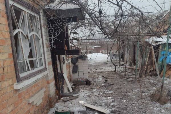 Обстріли Дніпропетровщини: Пошкоджені рятувальна частина, пошта і спортклуб