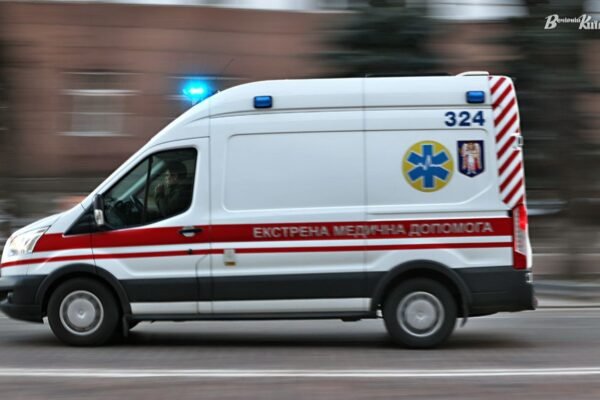 У Кам’янському біля магазину знайшли мертвого чоловіка