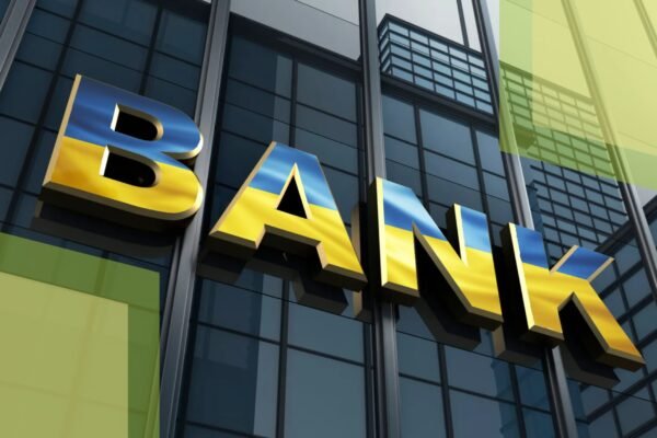 Замороження рахунків і збільшення обмежень: як впливає це на фінансові настрої українців (ДОСЛІДЖЕННЯ)