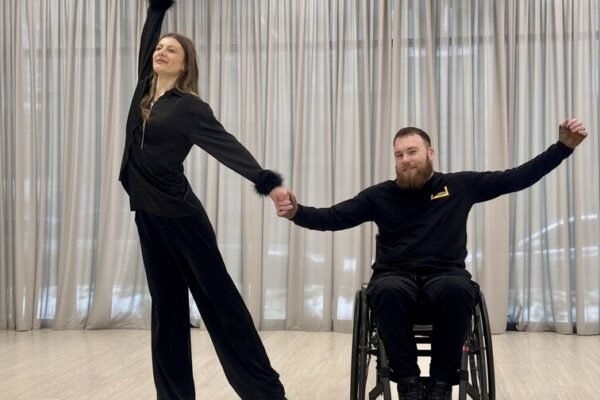 Ветеран на кріслі колісному виступить на змаганнях зі спортивно-бальних танців у Львові