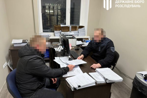 В одному з ТЦК на Миколаївщині виявили схему “списання” з військового обліку через систему “Оберіг”