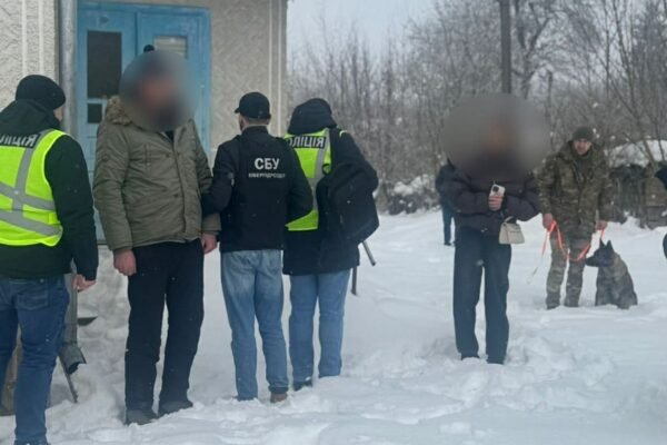 На Прикарпатті ліквідували організоване наркоугруповання з мільйонними прибутками
