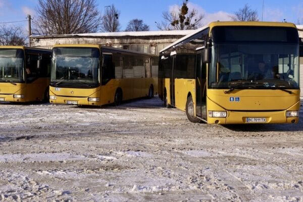Львів передасть Одесі 10 автобусів для забезпечення роботи громадського транспорту