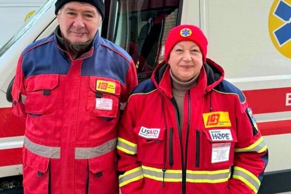 На Дніпропетровщині медики приймали стрімки пологи в кареті «швидкої»