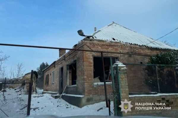 У поліції показали наслідки ворожих обстрілів Дніпропетровщини
