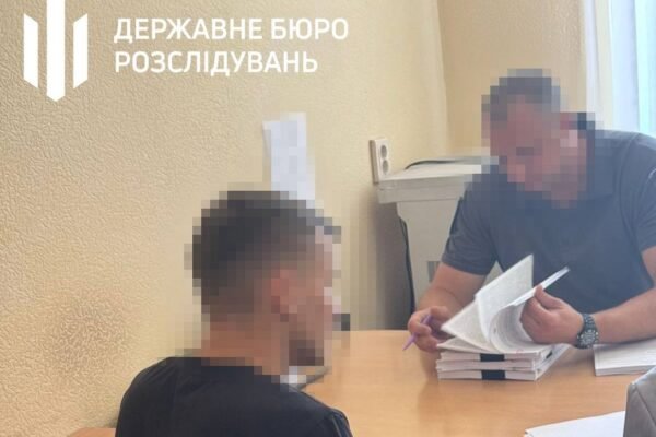 У Запоріжжі судитимуть командира частини та начальника фінансової служби, через яких штабні працівники отримували “бойові”, – ДБР
