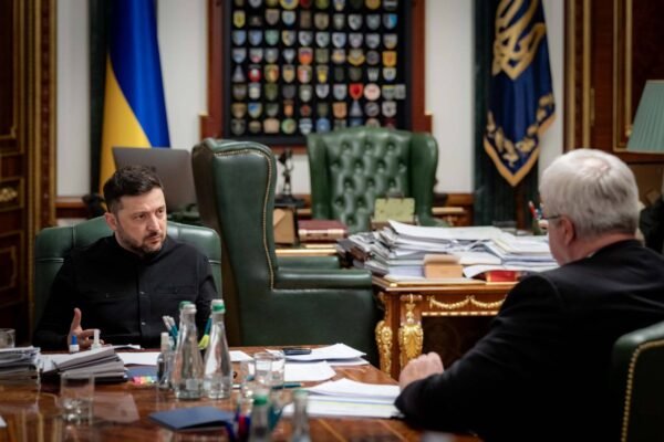 Зеленський заслухав доповідь Сибіги: Обговорив ротації в дипломатичному корпусі 