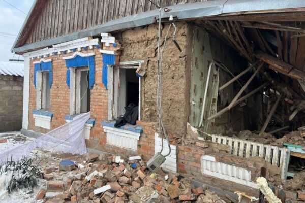 Російські окупанти атакували два райони Дніпропетровщини: Постраждали двоє людей