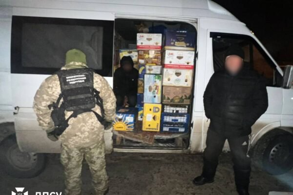 На кордоні із Молдовою затримали ухилянта, який ховався серед ящиків з-під бананів, – ДПСУ