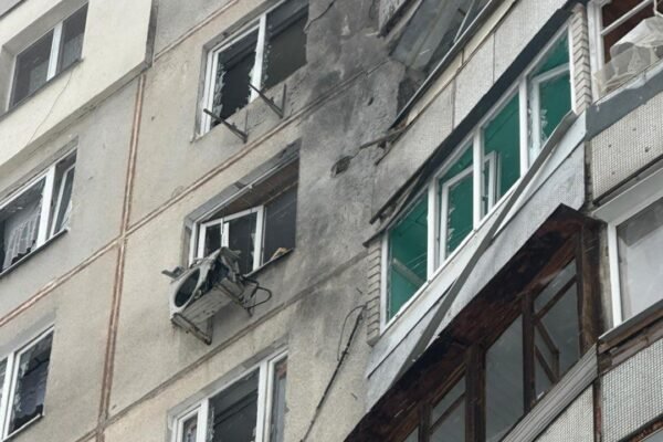 Окупанти обстріляли Харків: Вдарили по багатоповерхівці