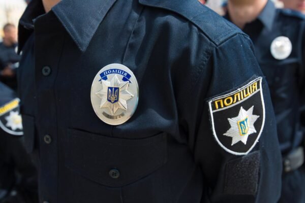 У Павлограді жінка прийшла в гості до чоловіка і залишила його без золота