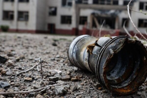 Двоє людей постраждали внаслідок нічного обстрілу Херсона