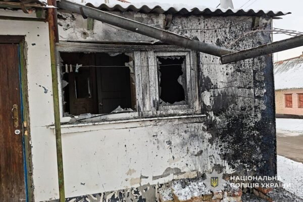 У поліції показали наслідки обстрілів Дніпропетровщини за добу