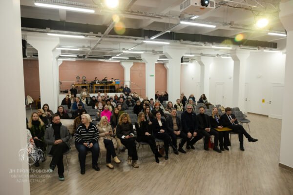 У Дніпрі відкрили унікальний арт-простір під землею в одному з театрів