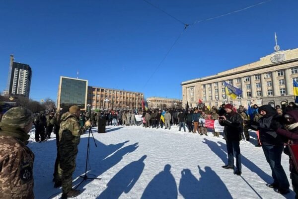 Справедливість для Сергія Русінова: у Черкасах ветерани вийшли на мітинг