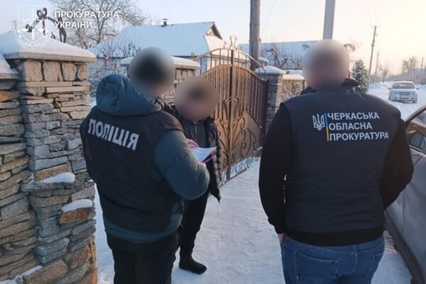 Збитки у 9 млн грн та переплати на закупівлях: Колишньому посадовцю з Черкащини повідомлено про підозру