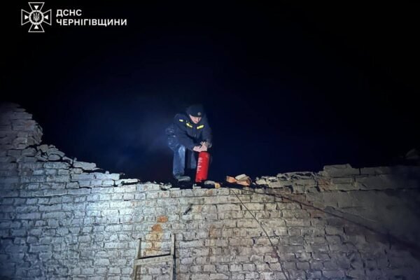 Росіяни атакували будівлю райадміністрації на Чернігівщині