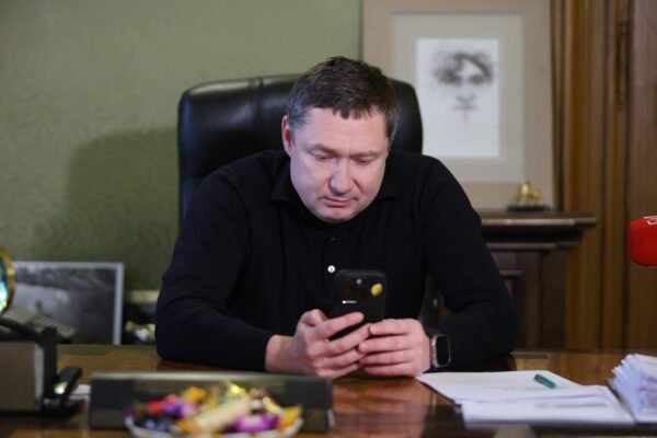 Шахраї для видурювання грошей використали фото та ім’я очільника Львівської ОВА Максима Козицького