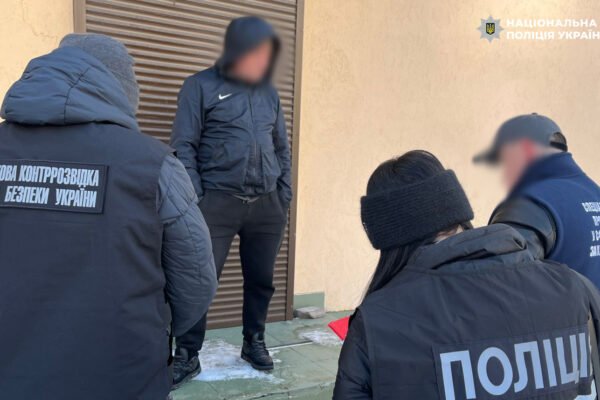 У Львові затримали сержанта, який за 15 тис. дол. обіцяв направити здорового військового на лікування