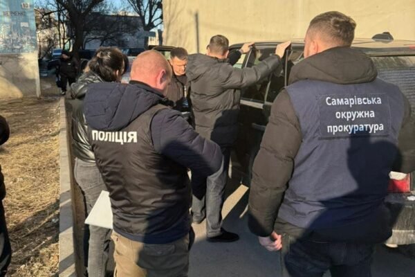 На Дніпропетровщині посадовець сільради поговорів на хабарі за дозвіл встановити МАФ