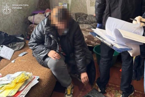 Ошукала військовослужбовця на понад 900 тис. грн: Мешканка Львівщини проведе за ґратами 5 років