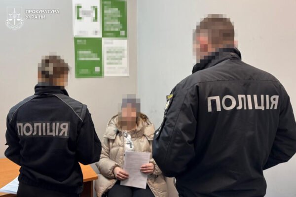 У Львові судитимуть жінку, яка стріляла в мікроавтобус військовослужбовців ТЦК