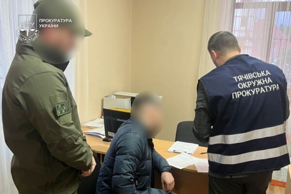 Для уникнення мобілізації фіктивно влаштувалися на роботу в ліцей: На Закарпатті викрили трьох псевдопедагогів