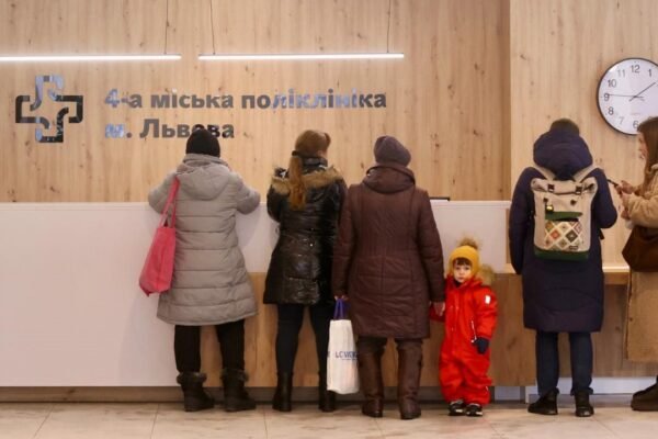 У Львові змінюють принцип роботи поліклінік: Пацієнтів обслуговуватимуть значно швидше