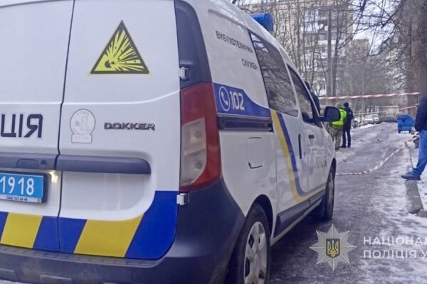 В Одесі посеред вулиці вибухнув автомобіль: Є загиблий