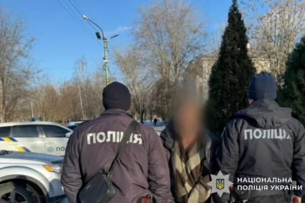 На Дніпропетровщині чоловік забив знайомого до смерті через побутовий конфлікт