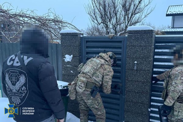 На Київщині затримали ексдиректора комбінату Держрезерву, якого підозрюють у розкраданні 36 млн гривень бюджетних коштів