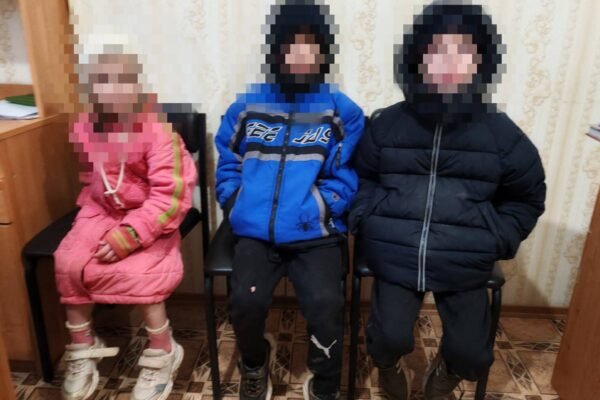 У Кривому Розі мати відмовилася від трьох дітей, бо не має бажання їх виховувати