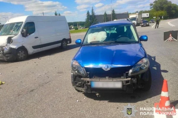 У Дніпрі затримали банду, яка обкрадала у місті автомобілі популярної моделі (ФОТО, ВІДЕО)