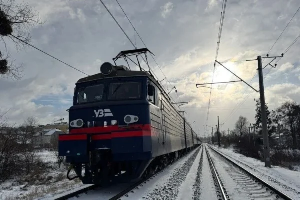 Біля Львова під колесами потяга загинув 50-річний чоловік