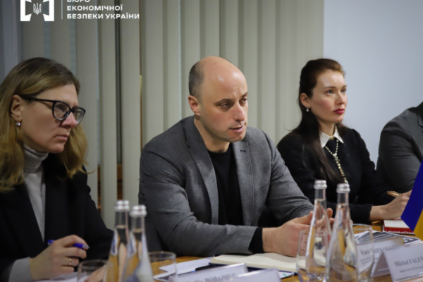 Протидія контрабанді і захист бюджетних ресурсів: БЕБ і ОЕСР провели робочу зустріч