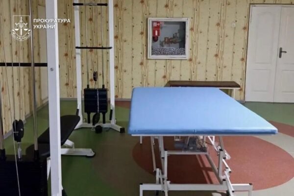 У Дніпрі посадовець погорів на закупівлях медобладнання